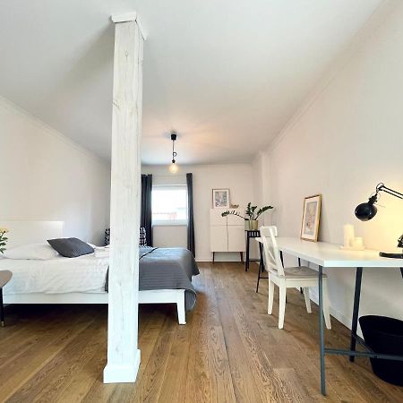 Two-Story Old Town Apartment Thorn Exterior foto